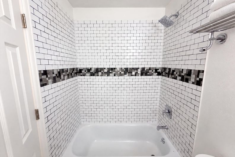 Photo 19 of 28 of 885 W 7th Avenue Dr, Broomfield, CO