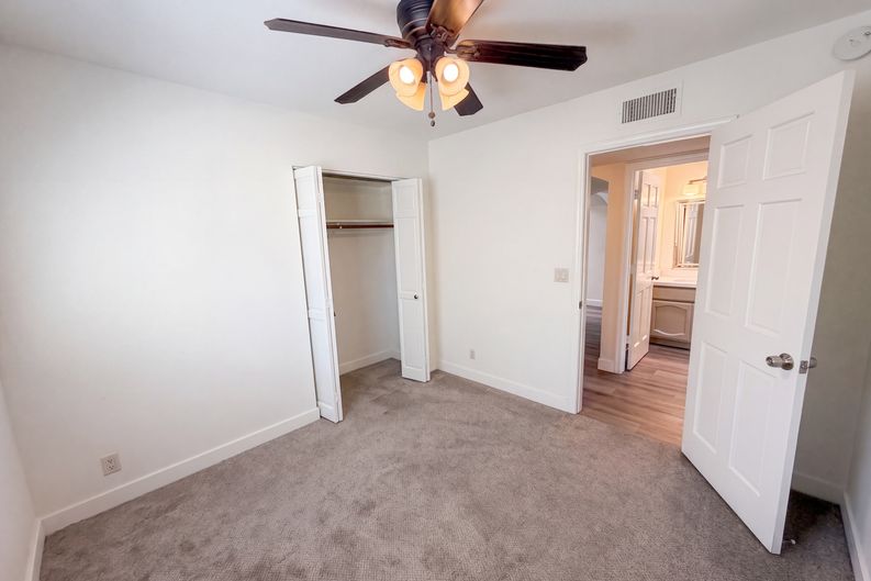 Photo 18 of 40 of 200 E Barbarita Ave, Gilbert, AZ