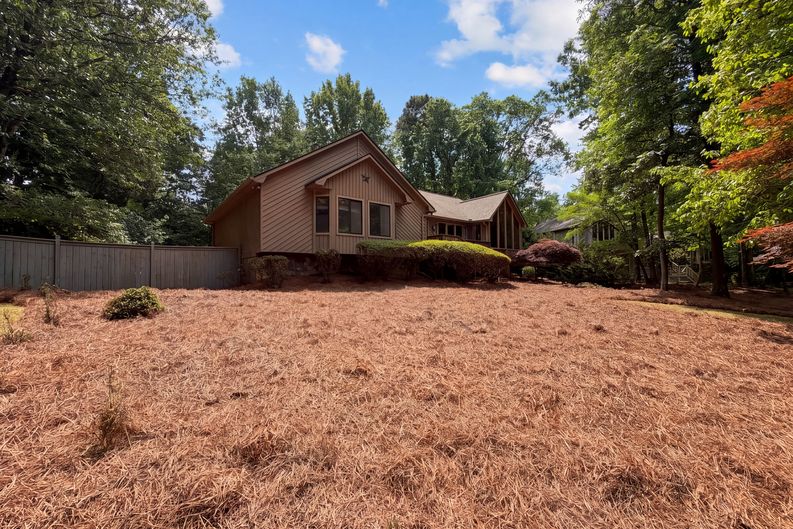 Photo 44 of 53 of 4958 Scotts Creek Trl, Peachtree Corners, GA