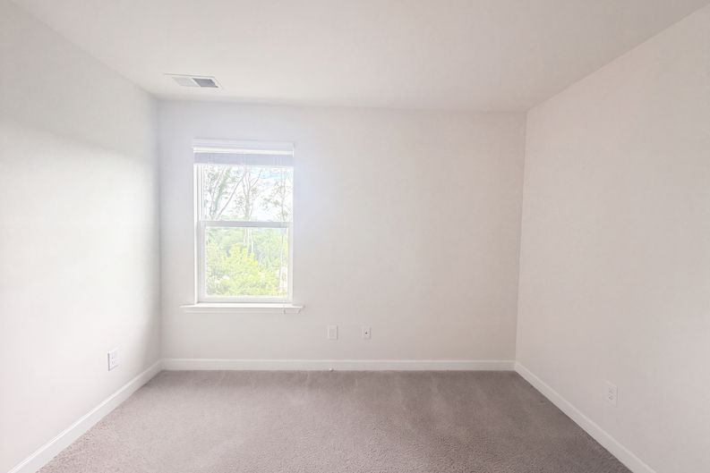 Photo 10 of 22 of 8052 Brockman Ln, Nashville, TN