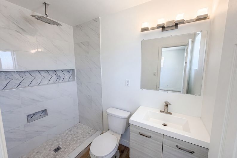 Photo 14 of 21 of 4505 W Clarendon Ave, Phoenix, AZ