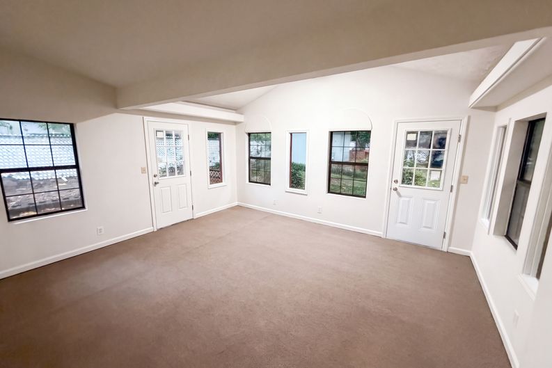 Photo 9 of 18 of 5330 Garvey Dr, Fairburn, GA