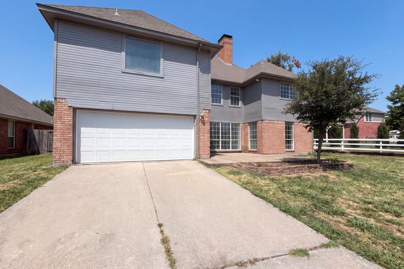 Photo 5 of 26 of 1231 Jeanette Way, Carrollton, TX