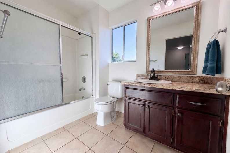 Photo 19 of 30 of 2805 Aquamarine Cir, Rescue, CA
