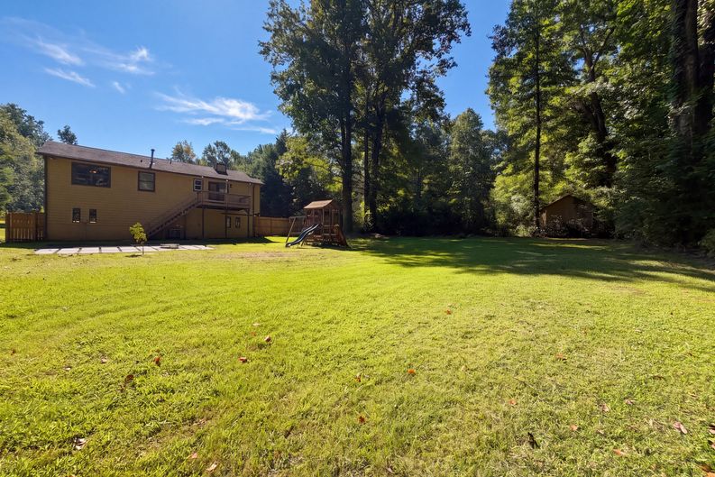 Photo 25 of 28 of 324 Adelene Way, Dallas, GA