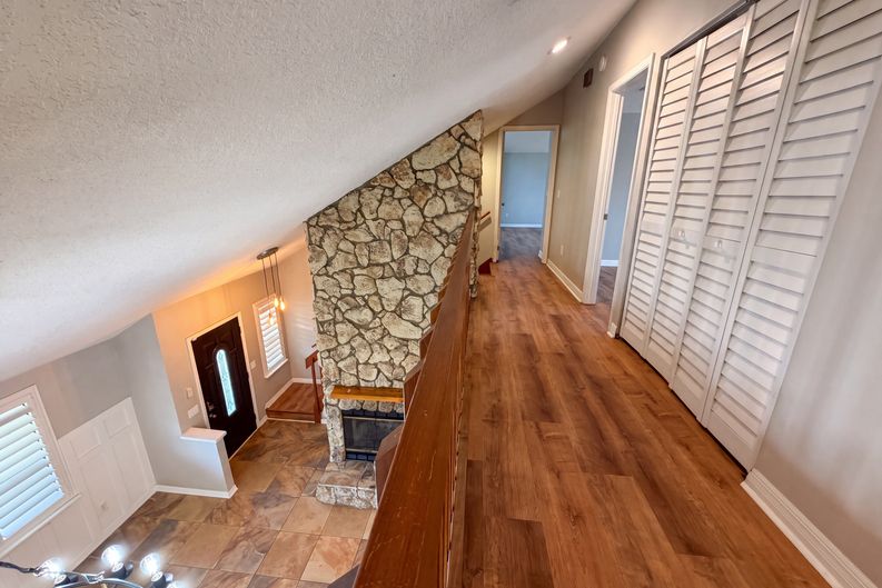 Photo 21 of 28 of 8382 Chason Rd W, Jacksonville, FL