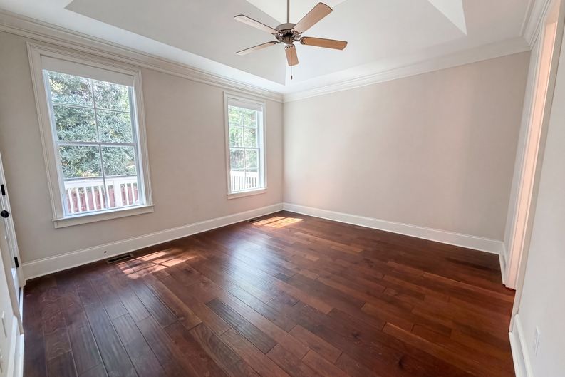 Photo 4 of 36 of 1901 Parrish Dr, Columbia, SC