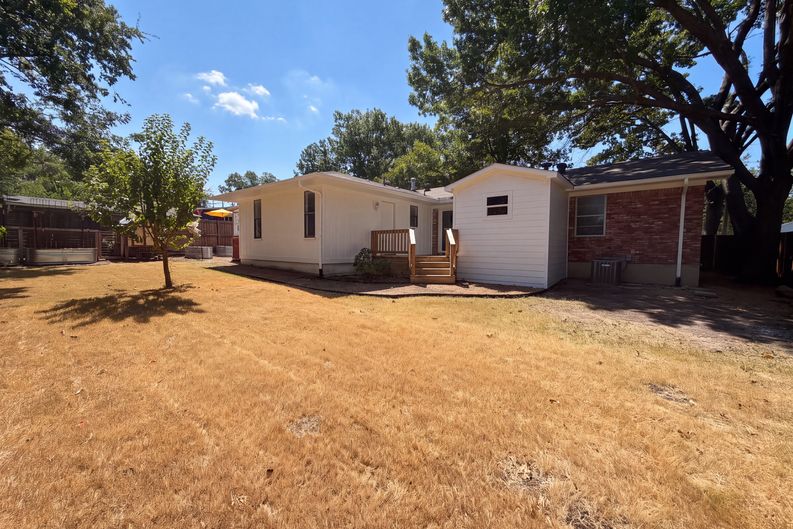 Photo 17 of 23 of 808 Griffin St, McKinney, TX