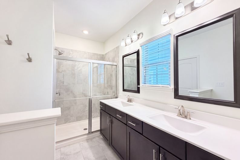 Photo 8 of 21 of 9431 Ainslie Downs St, Charlotte, NC
