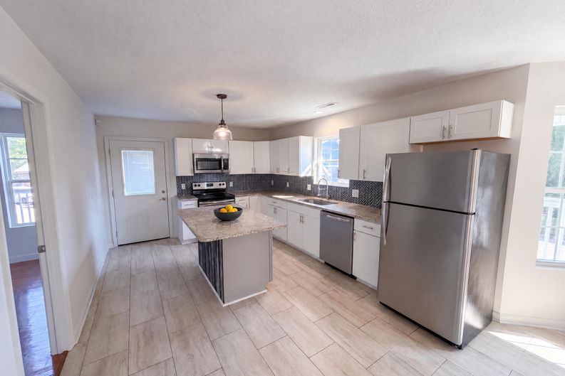 Photo 11 of 28 of 2039 Slippery Rock Cir, Sevierville, TN