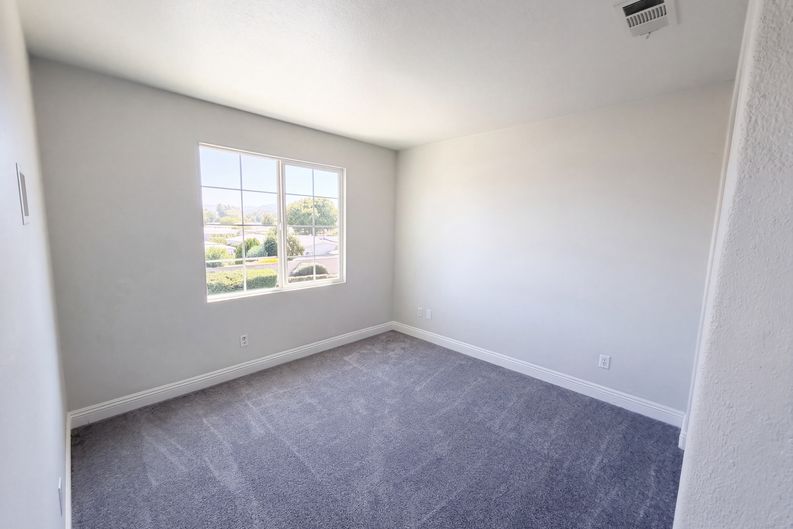 Photo 28 of 33 of 1265 Lavender Ln, Hemet, CA