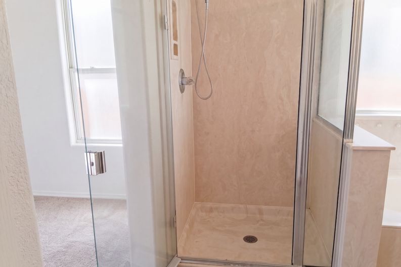 Photo 14 of 28 of 2900 Duerson Trl SW, Albuquerque, NM