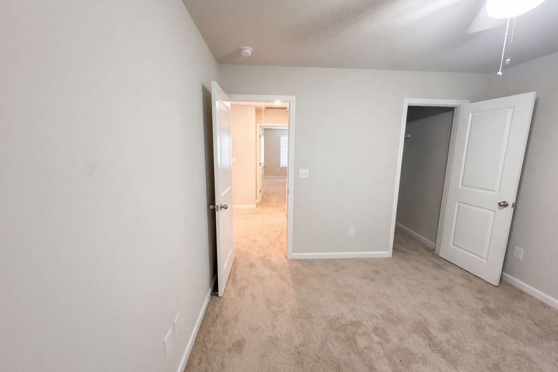 Photo 35 of 67 of 2878 Oak Springs Dr, Statham, GA