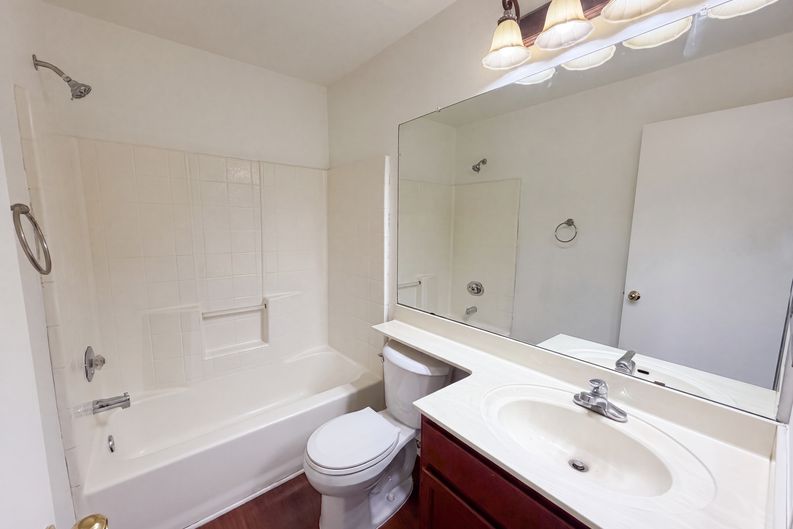 Photo 18 of 25 of 2945 E Hononegh Dr, Phoenix, AZ