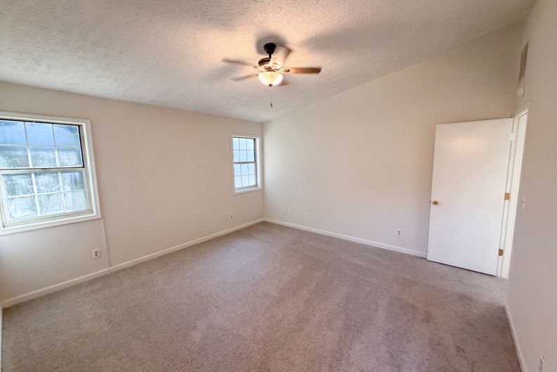 Photo 15 of 30 of 2119 Crystal Lake Dr, Lawrenceville, GA