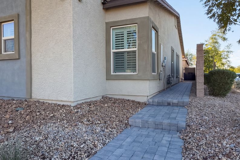 Photo 21 of 73 of 7557 Brody Meadows St, North Las Vegas, NV