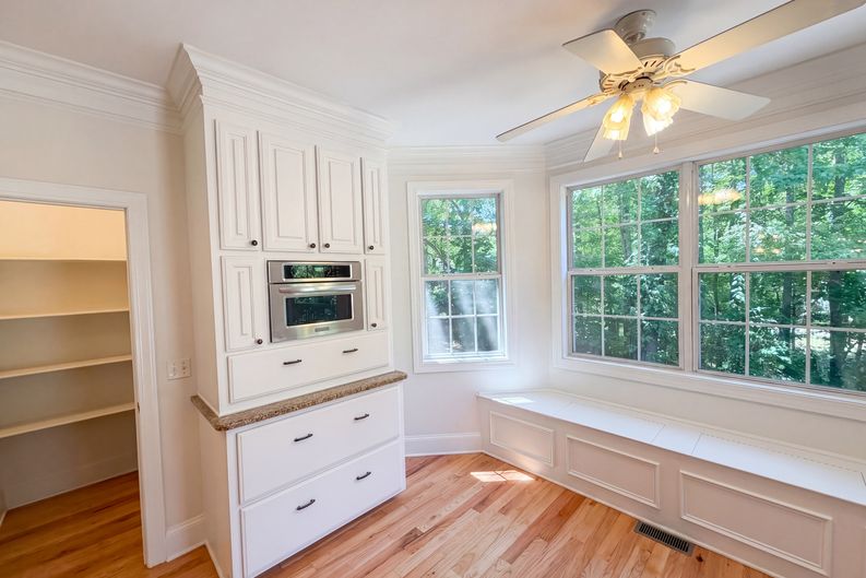 Photo 17 of 48 of 116 Crosscreek Dr, Columbia, SC