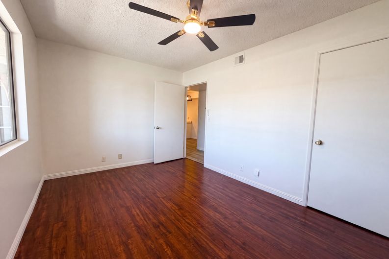 Photo 16 of 23 of 1701 E Katie Ave, Las Vegas, NV