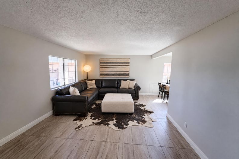 Photo 9 of 20 of 17787 Ivy Ave, Fontana, CA