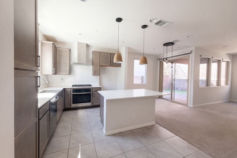 Photo 6 of 26 of 655 Angel Aura St, Las Vegas, NV