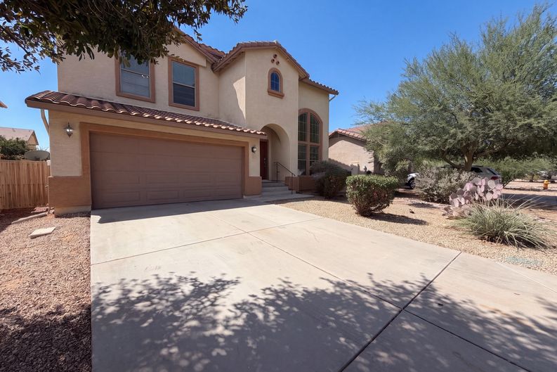 Photo 18 of 21 of 671 W Green Tree Dr, San Tan Valley, AZ