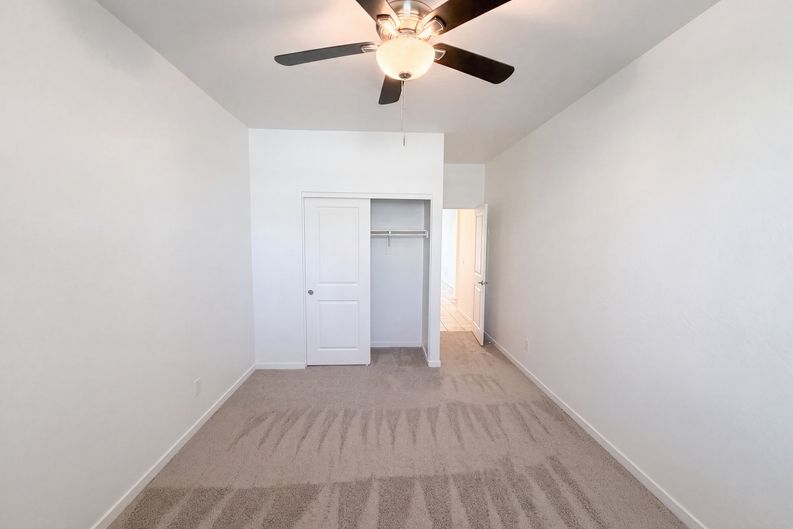Photo 12 of 29 of 4127 S 97th Dr, Tolleson, AZ