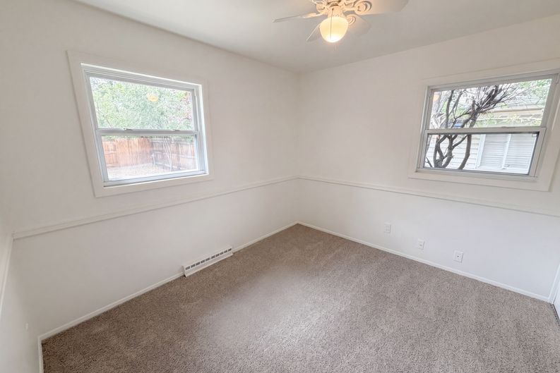 Photo 15 of 33 of 1741 S Krameria Way, Denver, CO
