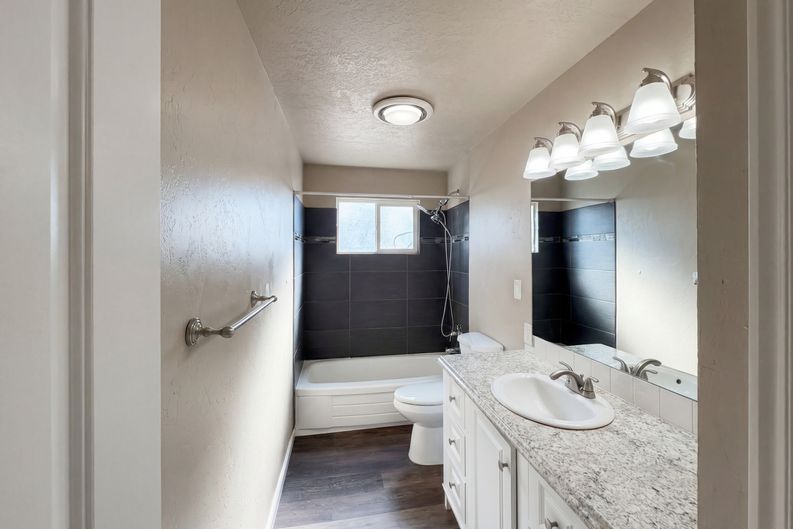 Photo 6 of 28 of 67 S 470 E, Orem, UT