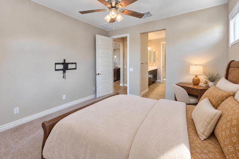 Photo 13 of 21 of 16722 S 181st Dr, Goodyear, AZ