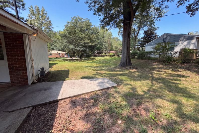Photo 20 of 21 of 728 Milan Rd E, Charlotte, NC