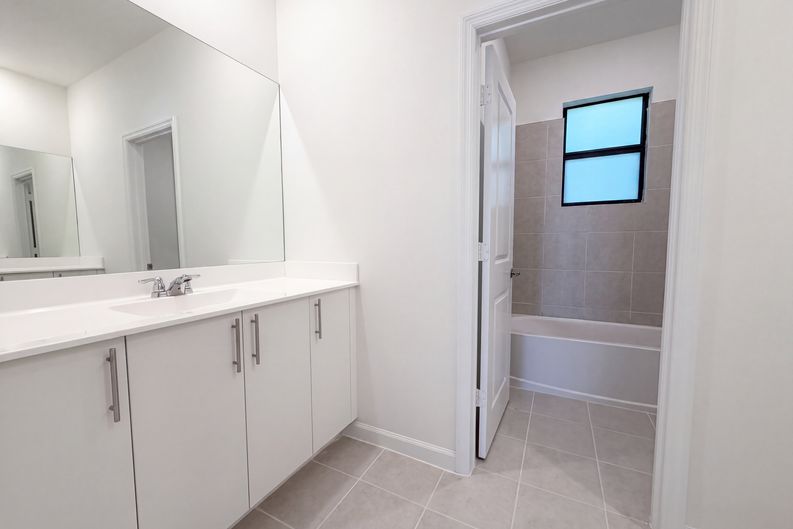 Photo 23 of 28 of 13020 SW 221st St, Miami, FL