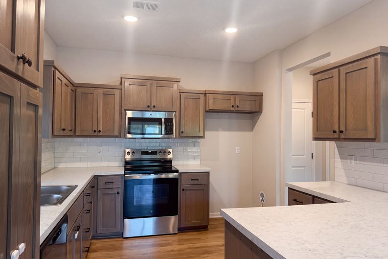 Photo 7 of 19 of 3036 N Getty St, Kansas City, KS