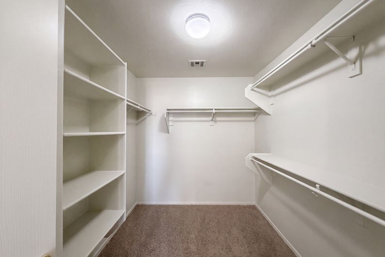 Photo 9 of 29 of 25660 W Elwood St, Buckeye, AZ