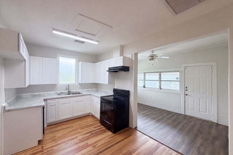 Photo 17 of 27 of 4805 Coronet Rd, Plant City, FL