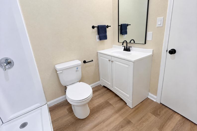 Photo 11 of 21 of 324 W Avenue C, Belton, TX