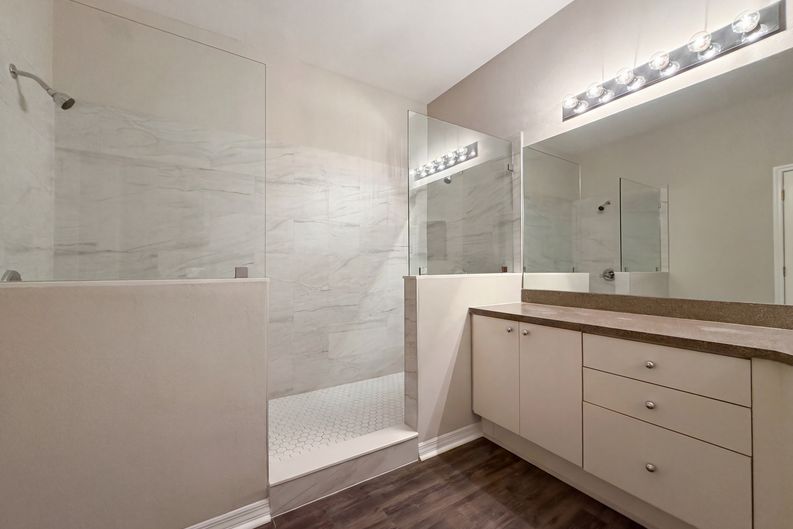 Photo 18 of 29 of 11520 Captiva Kay Dr, Riverview, FL