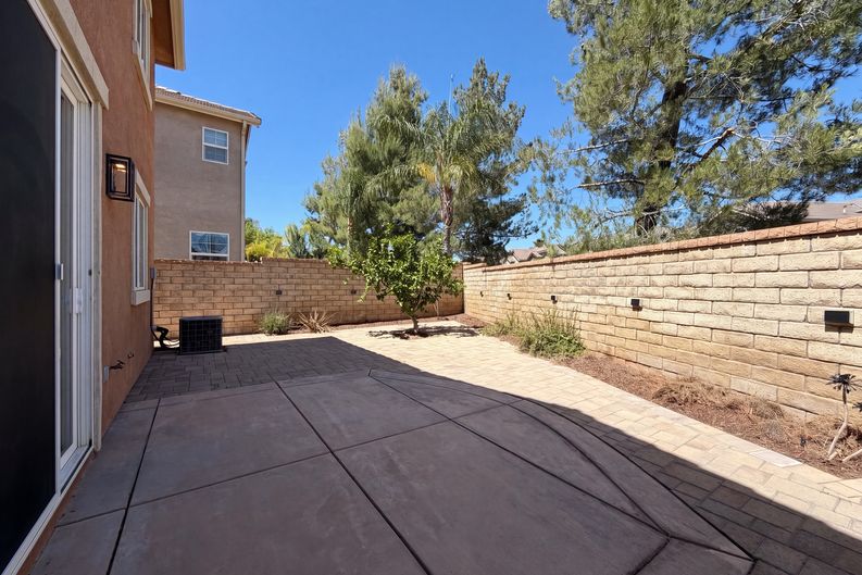 Photo 21 of 24 of 29206 Rio Lobo Way, Valencia, CA