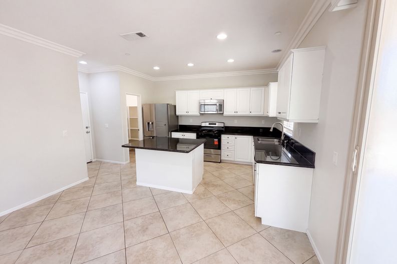 Photo 10 of 41 of 29495 Glenhurst Cir, Menifee, CA
