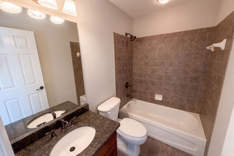 Photo 17 of 74 of 7047 Tree House Way, Flowery Branch, GA