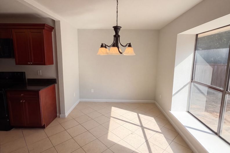 Photo 8 of 14 of 8724 Cameron Rd, Frisco, TX