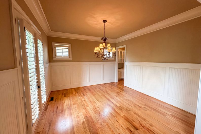 Photo 7 of 71 of 3250 Camellia Ln, Suwanee, GA