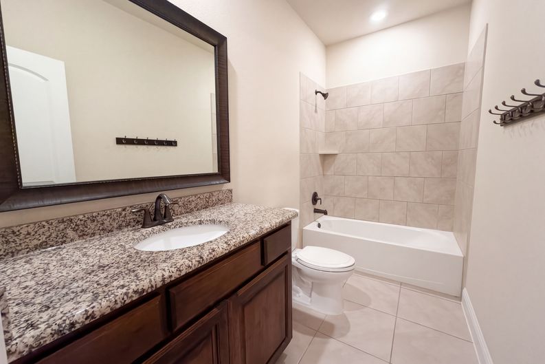 Photo 11 of 15 of 7913 Caddo Cv, McKinney, TX
