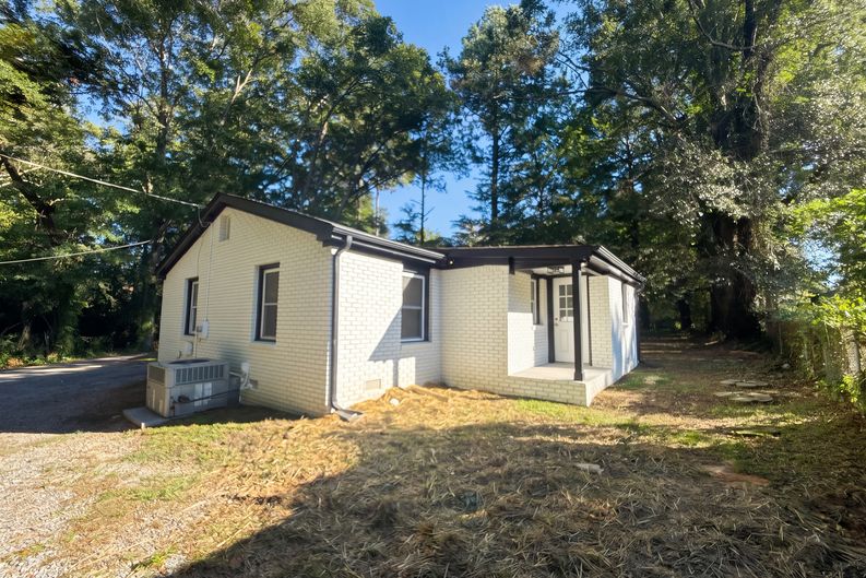 Photo 19 of 20 of 427 Wellons St NE, Marietta, GA