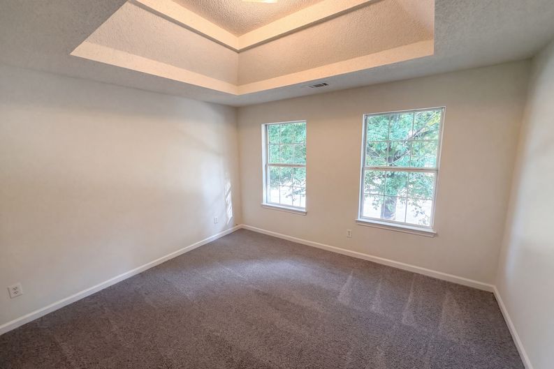 Photo 18 of 26 of 7425 Bodnant Dr, Fairburn, GA