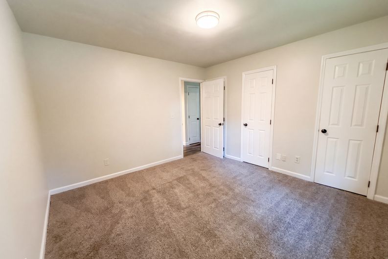 Photo 16 of 26 of 206 Ohara Dr, Albertville, AL