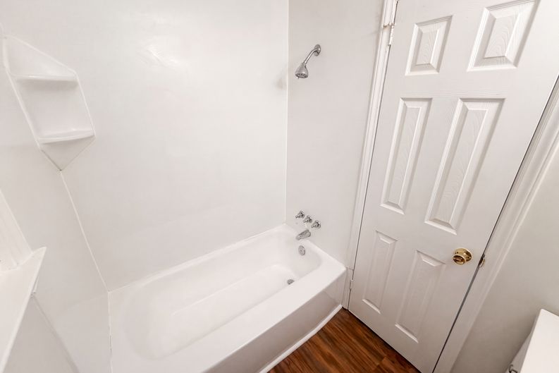 Photo 19 of 23 of 1521 Herrin Ave, Charlotte, NC