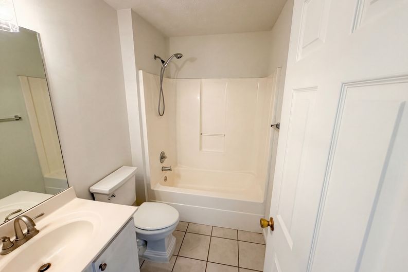 Photo 14 of 23 of 4067 Lions Gate, Douglasville, GA