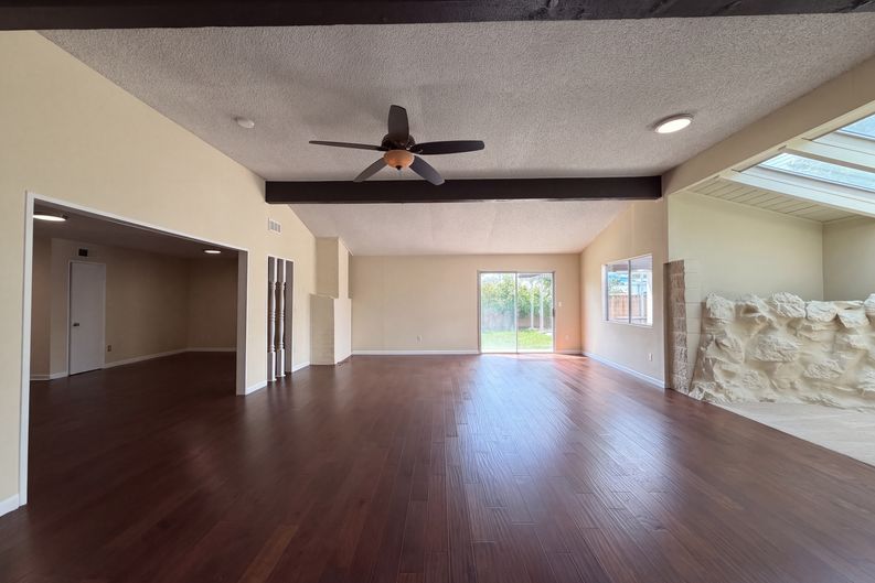 Photo 14 of 20 of 12903 Wingo St, Pacoima, CA
