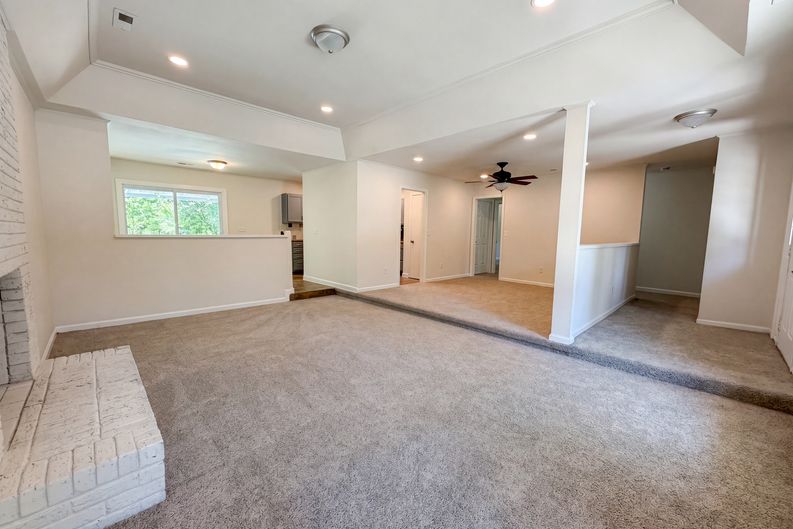 Photo 8 of 22 of 300 Indigo Rd, Goose Creek, SC