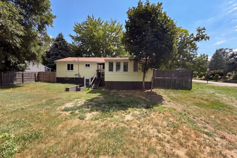 Photo 18 of 20 of 3211 24 Mile Rd, Shelby Township, MI
